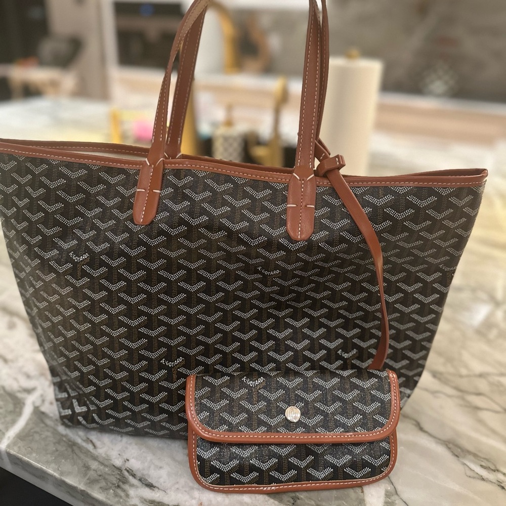 Stylish Black Tote Bag with Matching Pouch